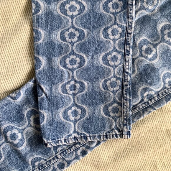 Aritzia Sunday Best Flower Print Jeans - 6 - Picture 10 of 12